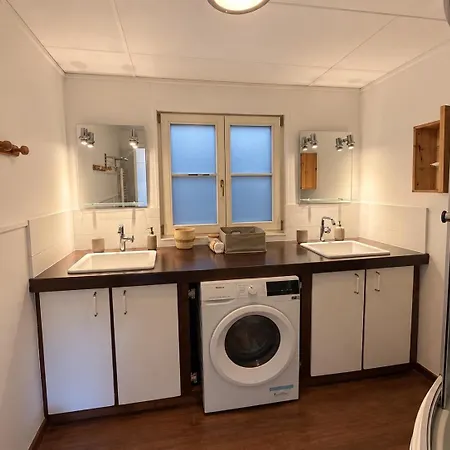 Botel Peniche Sur La Seine Proche De Paris *